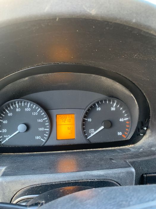 Mercedes sprinter doka