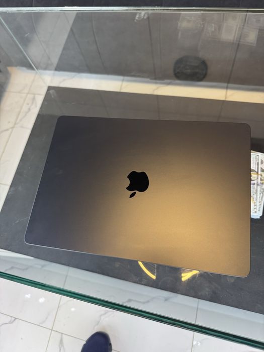 Apple MacBook Air M2 15” 2023Space Gray – Ideal holat