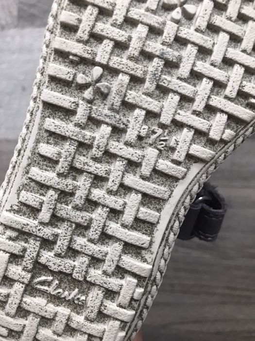 Обувки Clarks Кларкс UK7,5