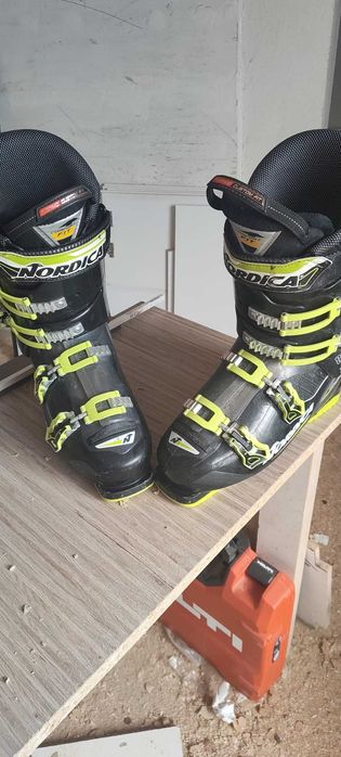 Set ski+clapari nr 43,ski 155 cm