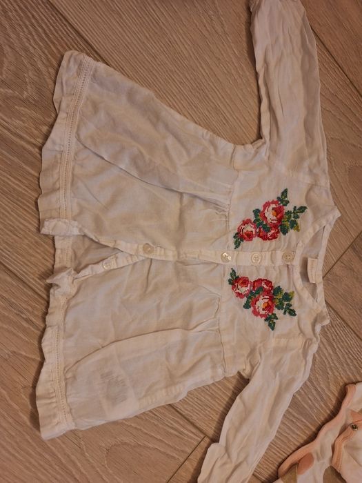 Лот дрешки за момиче ,различни марки в 62 размер