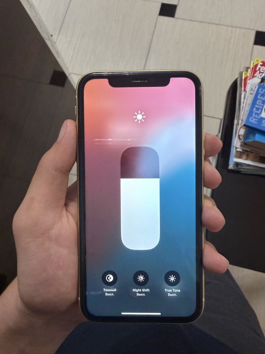 Iphone xr 64gb holati ideal