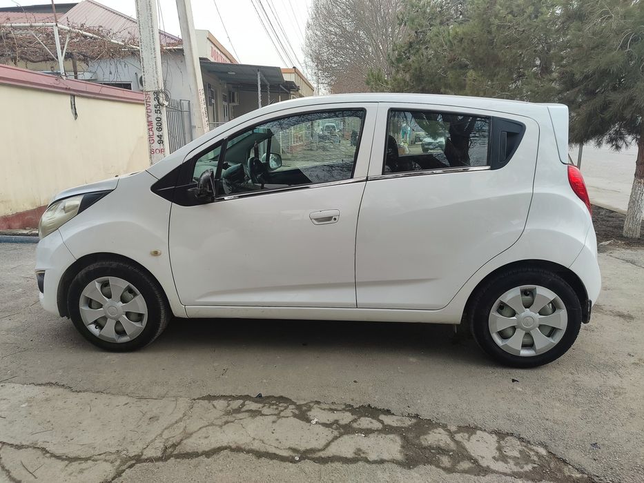 Chevrolet Spark 2011