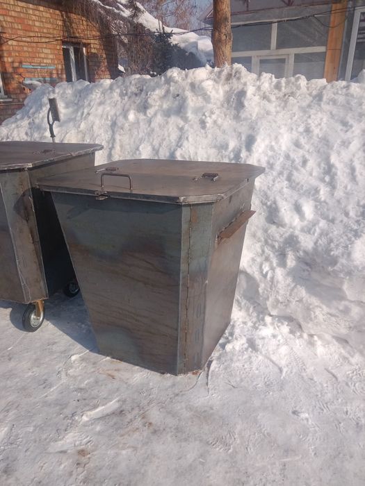 Контейнер для мусора