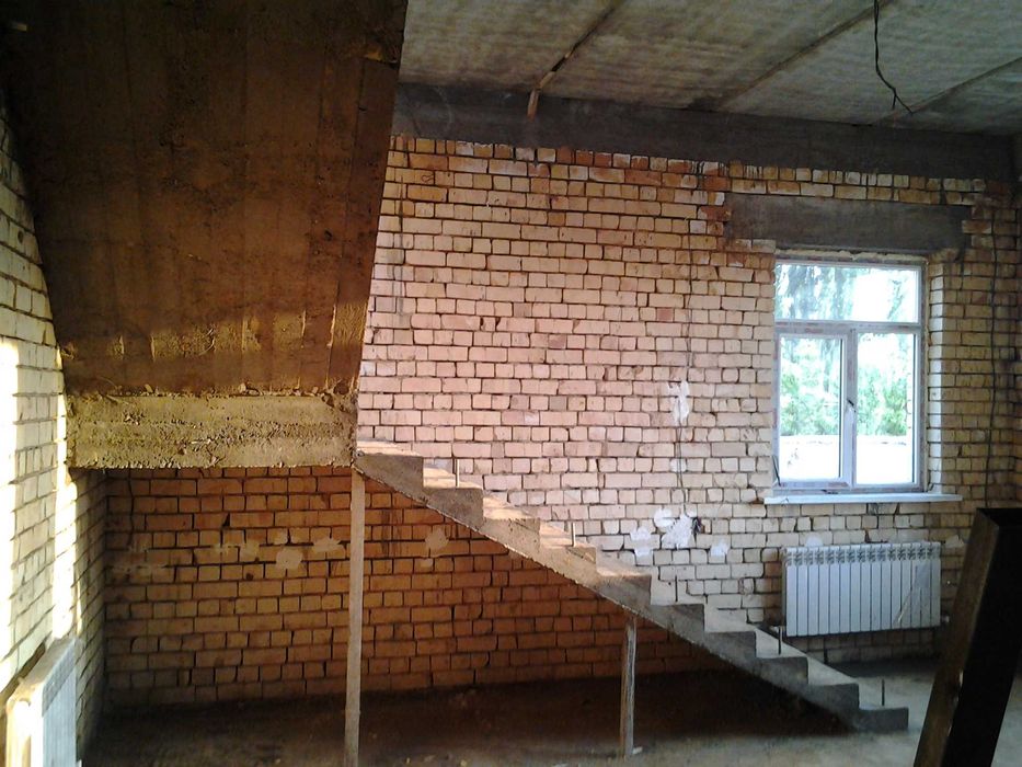 Уй сотилади, Қибрай, "Маданият" қишлоғи, 8,5 сотик, 8 хона, икки этаж