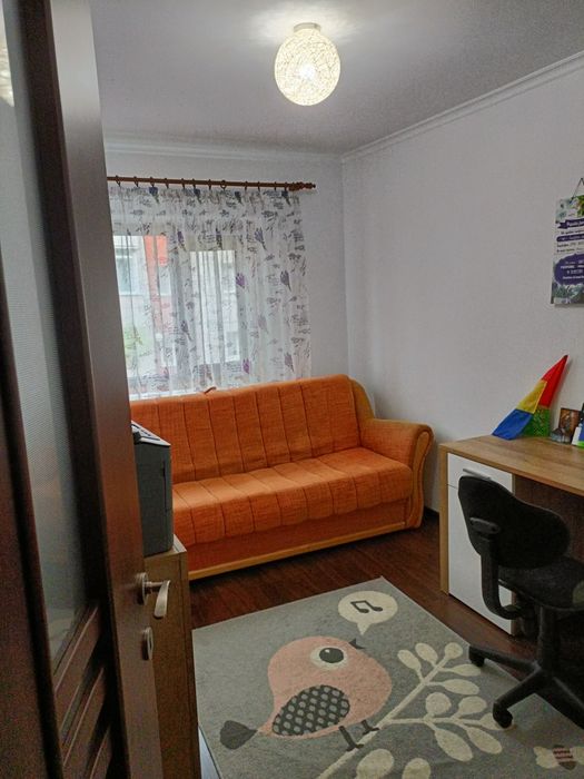 Apartament  cu 3 camere in Panciu