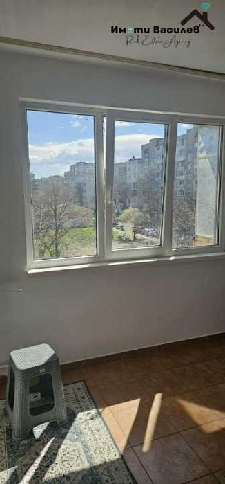 Продава се Едностаен апартамент в София, Център - 48 кв.м за 1413 €/кв.м - Снимка #1