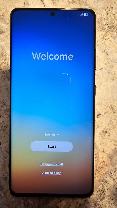 Samsung Galaxy S21 Ultra – отлично състояние, без драскотини, с твърд