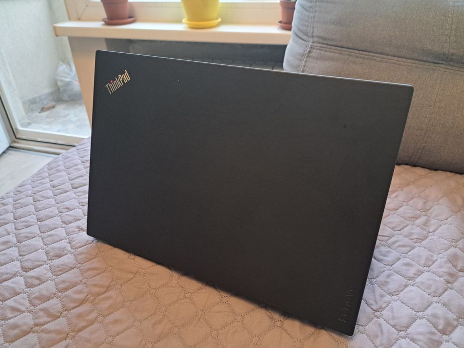 Лаптоп Lenovo ThinkPad T580 с докинг