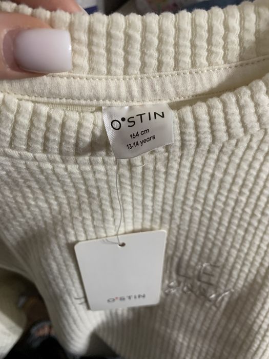 молочная кофта ostin