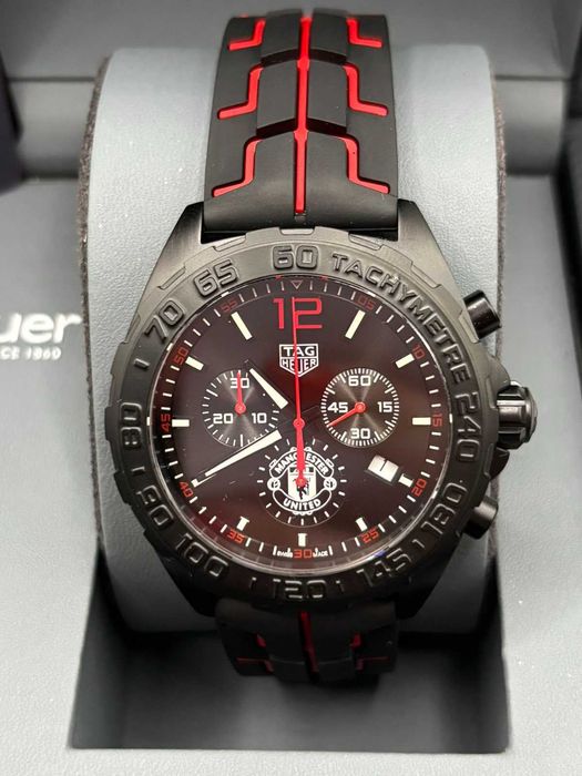 Мъжки часовник Tag Heuer Manchester United CAZ101J.FT8027