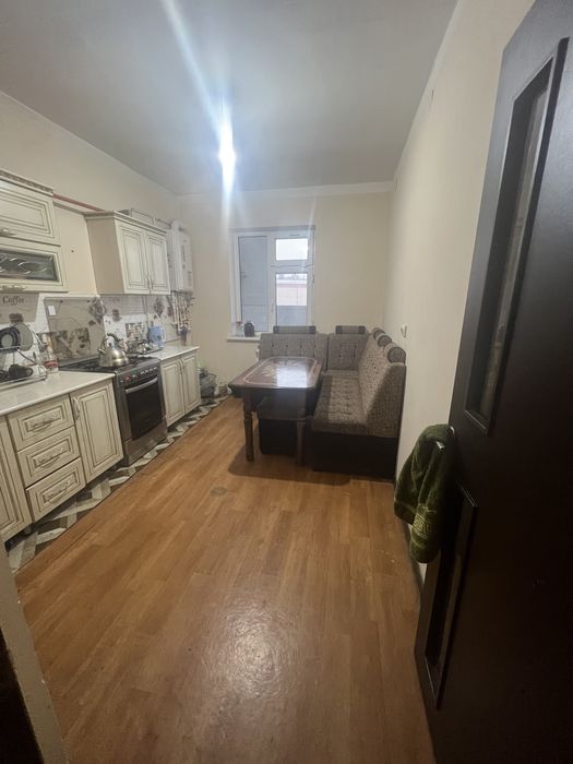 Новостройка сергели 5 А срочно сотилади 4/7/9