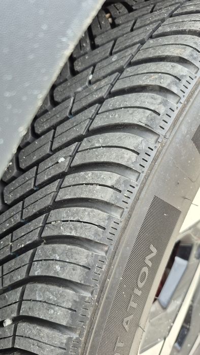 Jante r18 5x114.3 Dacia/Renault/ Nissan plus anvelope all season noi
