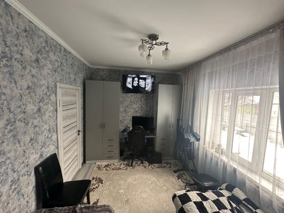 Продаеться дом.