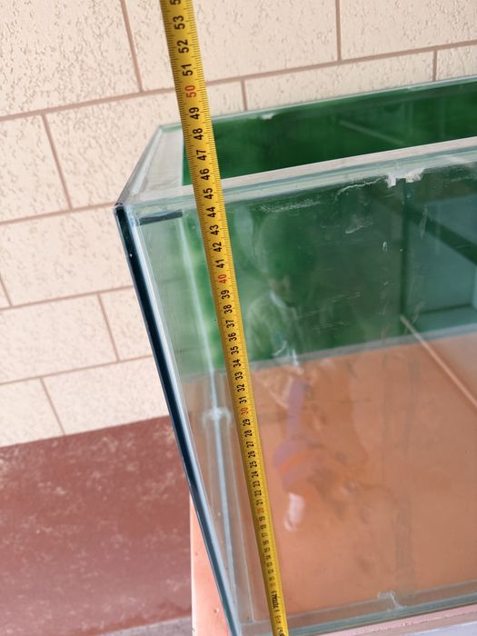 Аквариум сотилади