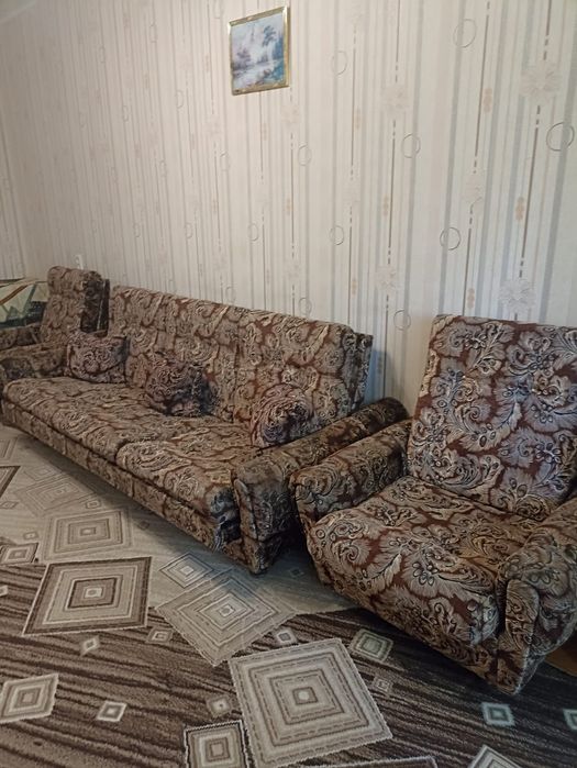 Продам диваны 2 шт