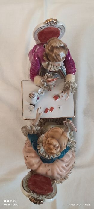 Порцеланова композиция с Dresden дантела - винтидж