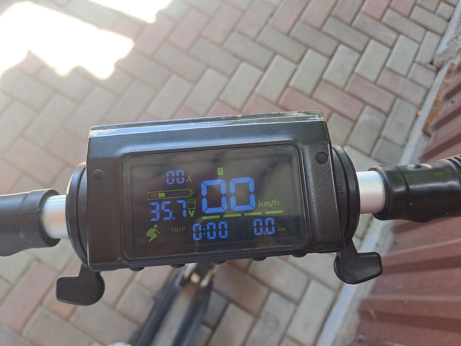 Электросамокат KUGO S3. ТОРГ ЕСТЬ!