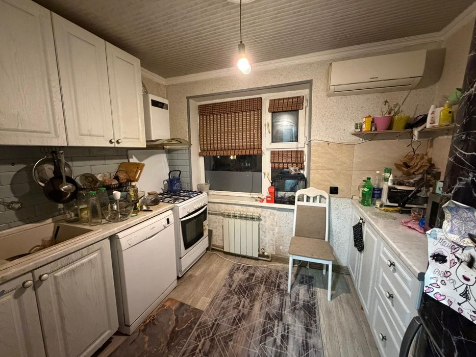 Продам 3 х ком кв 6 мкр