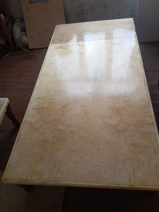 Assalomu alaykum xon taxtaga zakaz olamiz