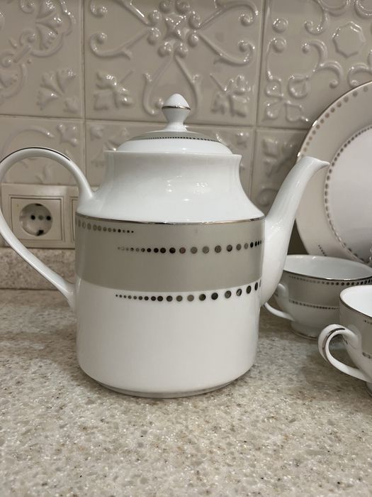 Чайный сервиз на 6 персон