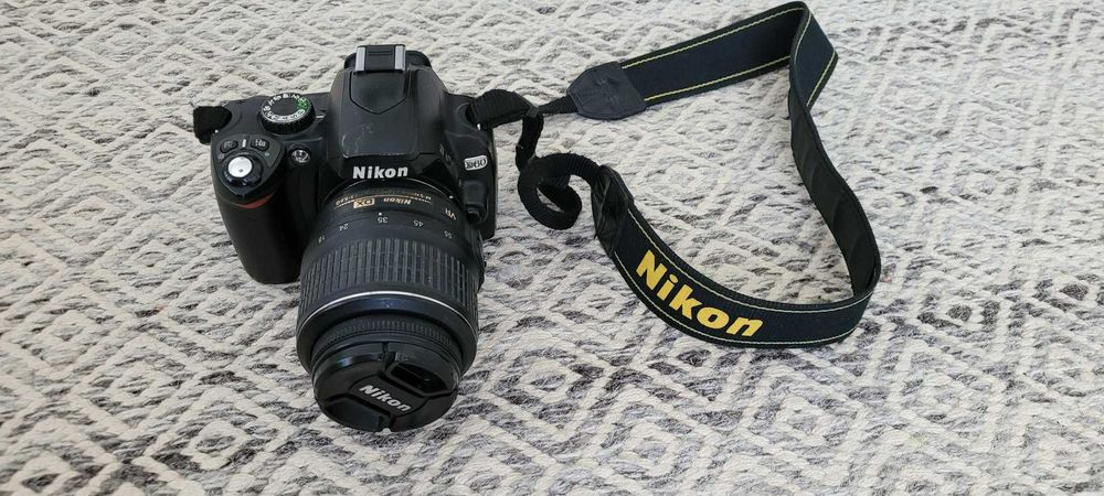 Фотоапарат Nikon D60