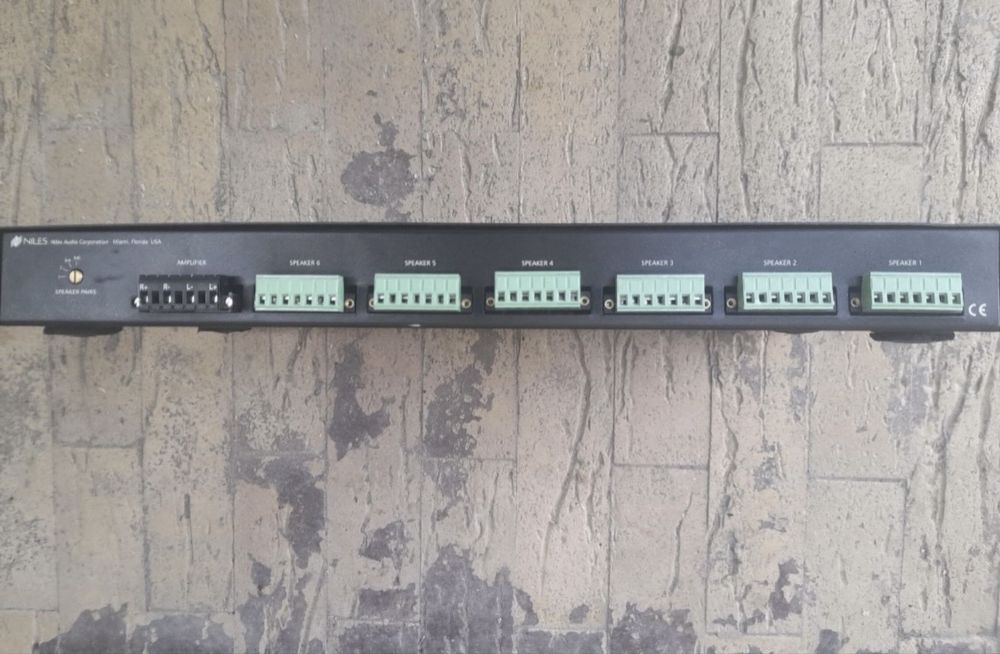 selectoare Niles ( linie / instrumente )