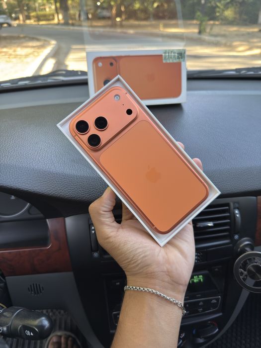 Iphone 17 pro max 256 gb 97% orange