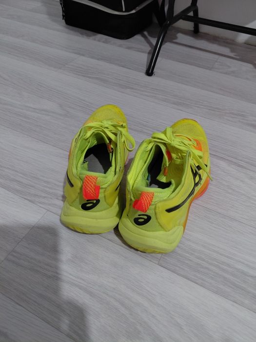 Продам кроссовки оригинал.