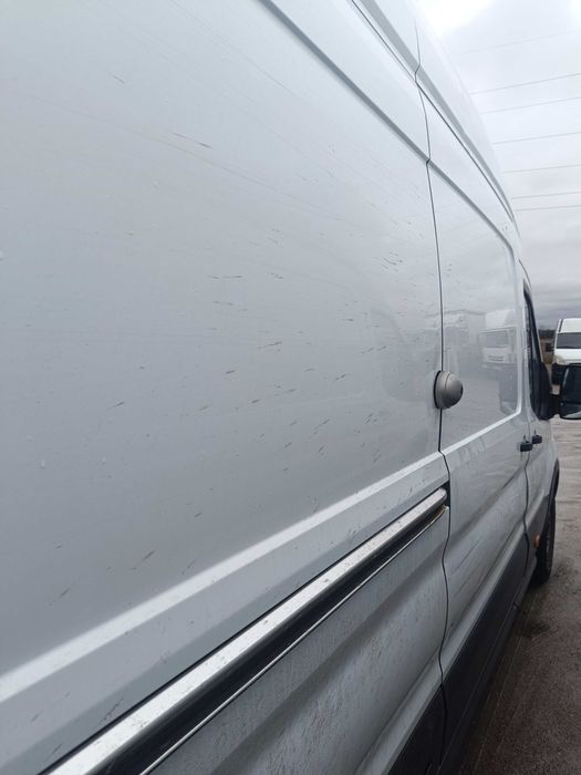 Дървена облицовка на бусове: Облицовки,Стелажи и катинари за сигурност