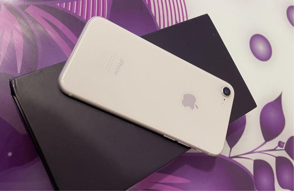 Iphone 8 64 gb White/Бял