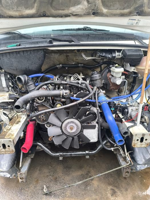 Дивагатель Cummins 2.8 куб продается.