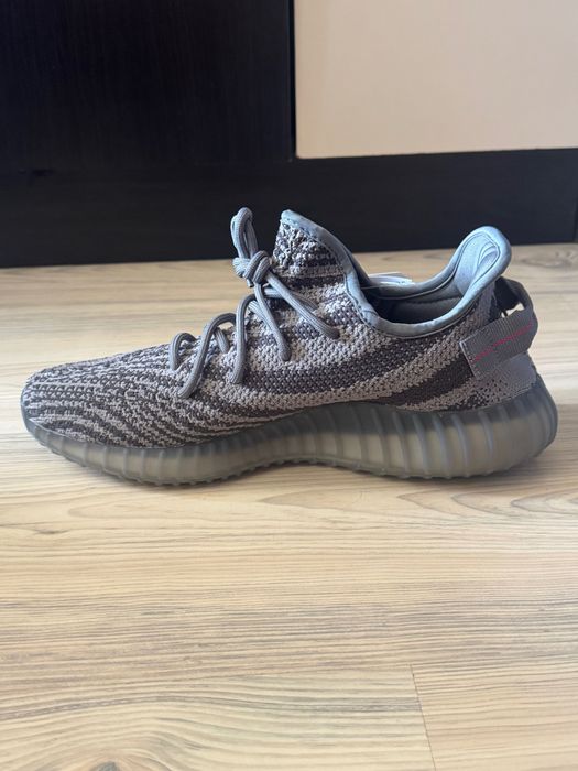 ЧИСТО НОВИ! Yeezy Boost 350 V2 Beluga