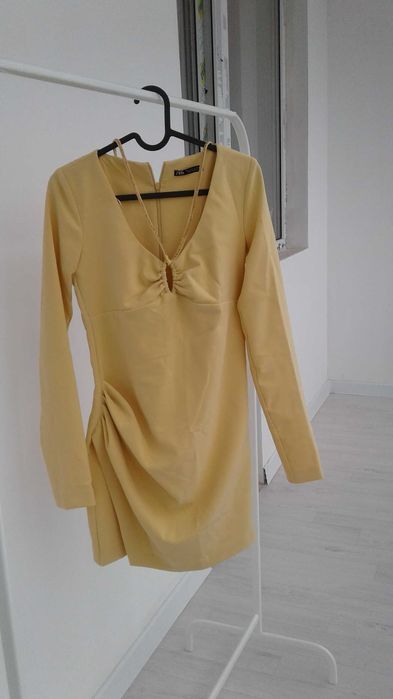 платье  Zara 1 раз в носке