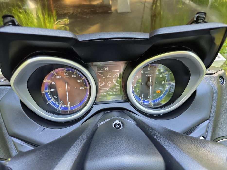 YAMAHA TMAX 530 2017 36mii km stare foarte buna