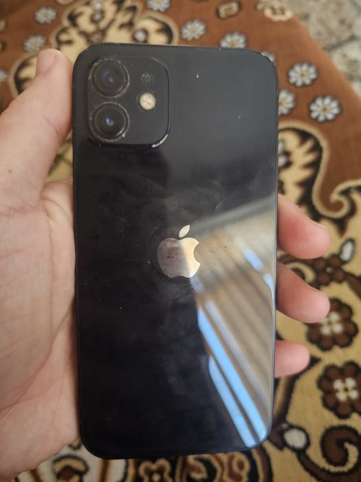 Айфон 12 сатылады