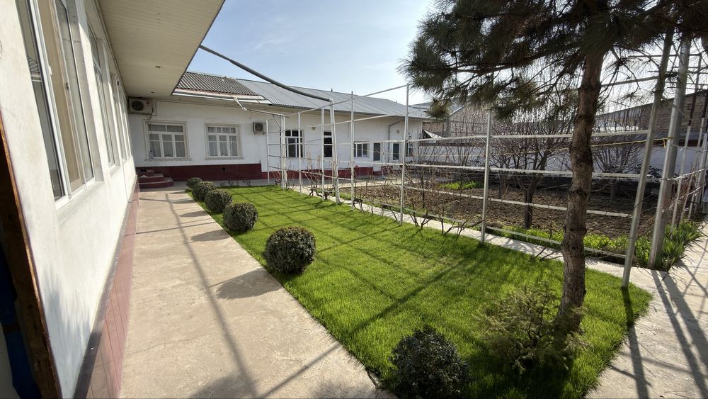 Охунбобоев Олмазор 6,8 сотки вдоль дороги