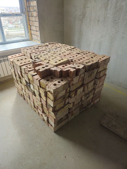 Продам кирпичи полторашки новые
