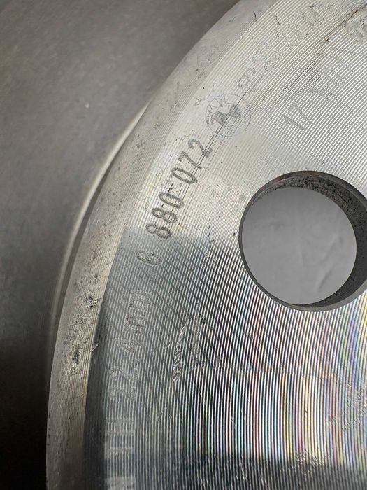 Предни Дискове С Накладки 330X24 За БМВ 2 Г42 3 Г20 4 Г22 5 Г30 Х3 Г01 Х4 Г02 BMW 2 G42 3 G20 4 G22 5 G30 X3 G01 X4 G02