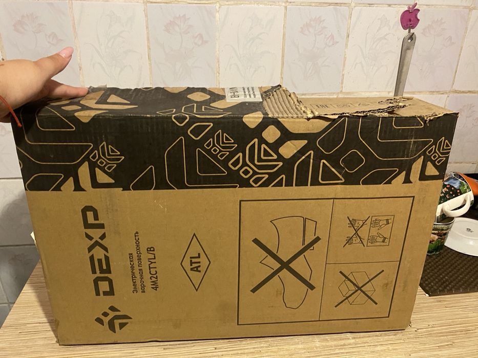 Продам варочную поверхность dexp