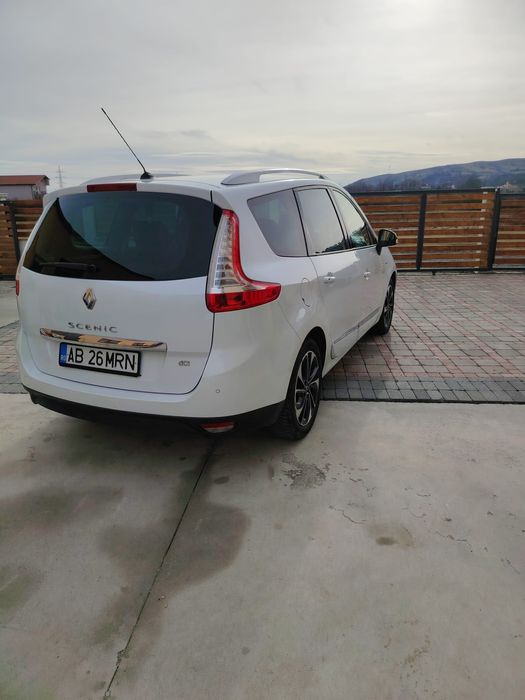 Vind   renault grand scenic