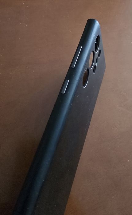 Два кейса за samsung galaxy S22 Ultra