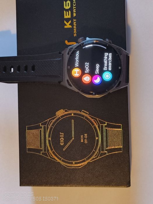 Realme C53 gold,la cutie și 2 huse de protectie,plus smartwatch