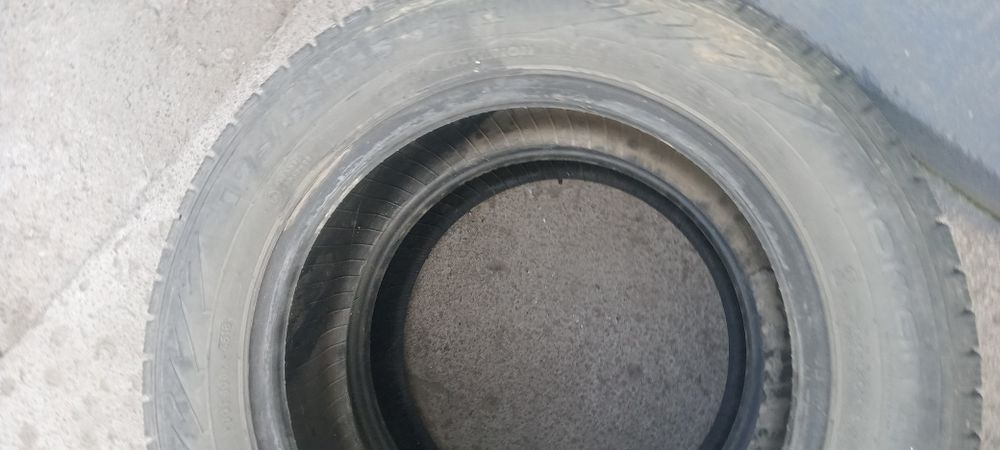 Продам зимние шины