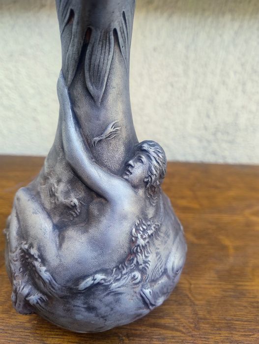 De vânzare carafa/vaza veche Art Nouveau semnata Gravier