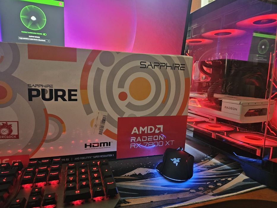 Vand RX 7800XT Sapphire Pure