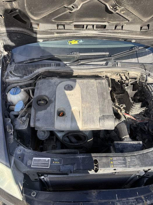 Шкода Октавия 1.6 fsi 115кс На части