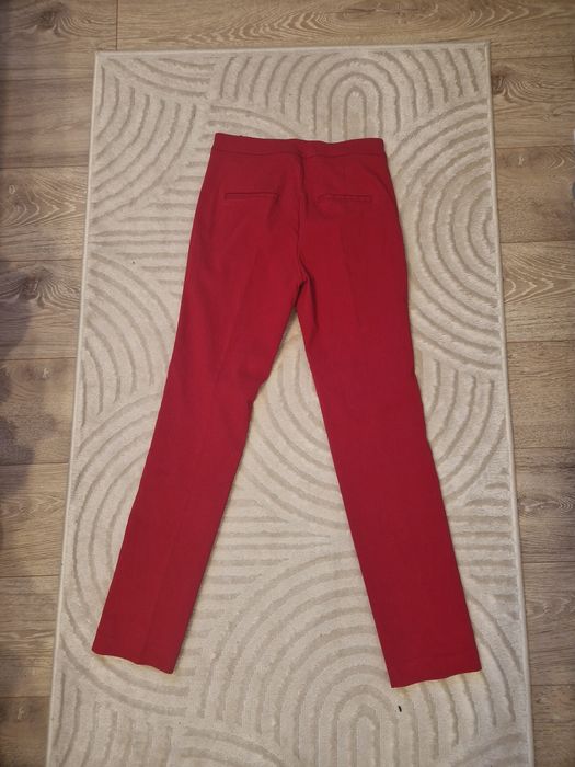 Pantaloni roz fucsia