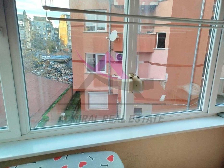 Дава се под наем Тристаен апартамент в Варна, Левски - 80 кв.м за 673.2 € - Снимка #7