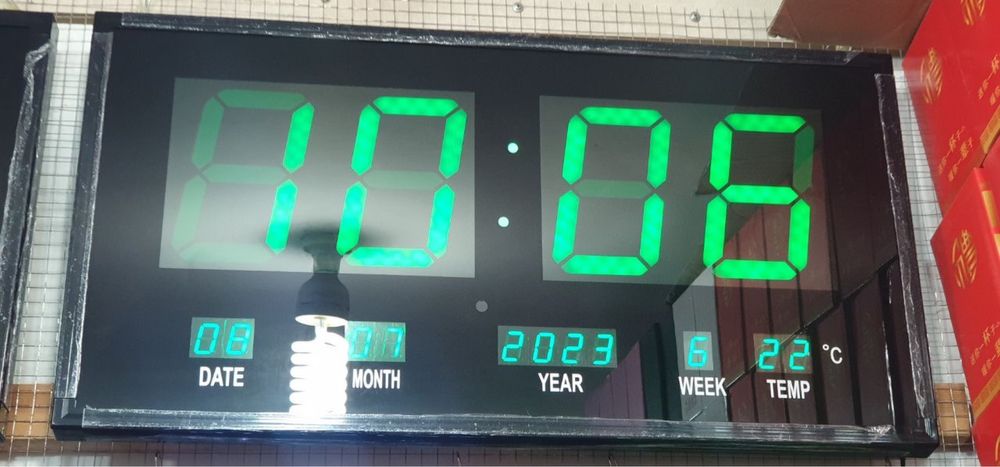 Деволга осадиган электрон LED соат оптом нархида! Доставка бор.